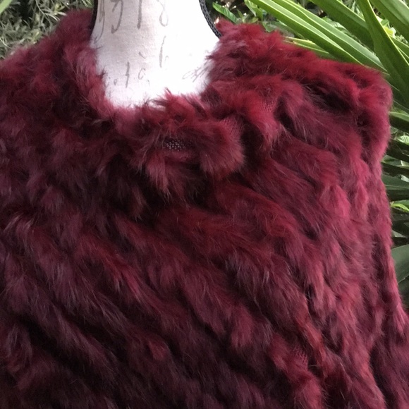 New! Wine Fur Poncho - Picture 3 of 7